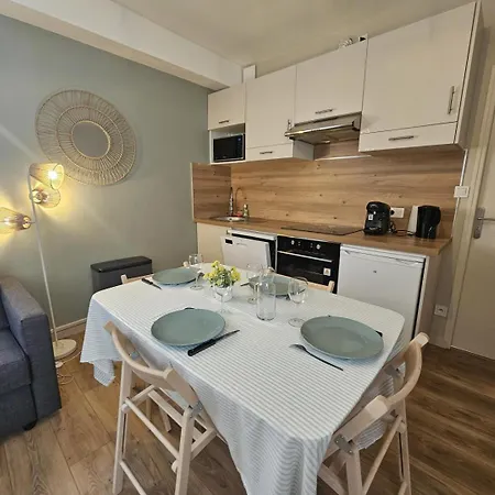 Le Logis D'heloise Apartment Poitiers